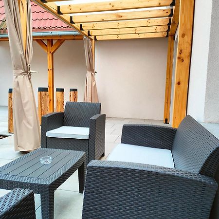 Kamienica Na Nowo Apartamenty Warszawska Mragowo Bagian luar foto