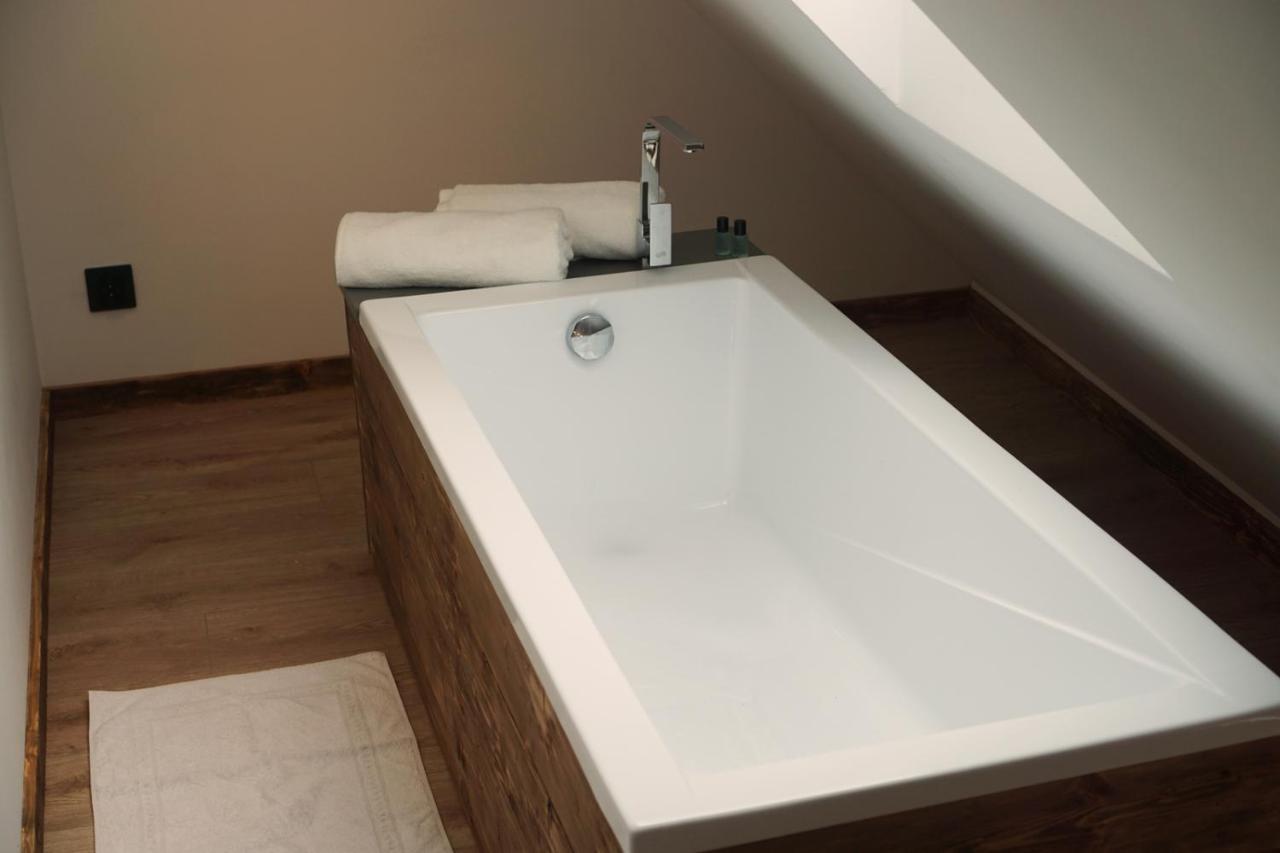 Kamienica Na Nowo Apartamenty Warszawska Mragowo Bagian luar foto