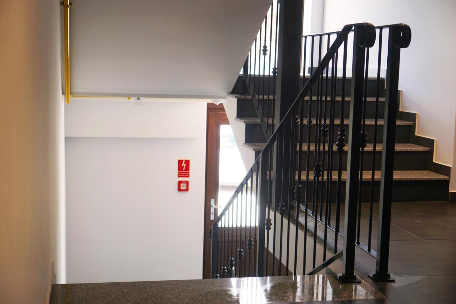 Kamienica Na Nowo Apartamenty Warszawska Mragowo Bagian luar foto